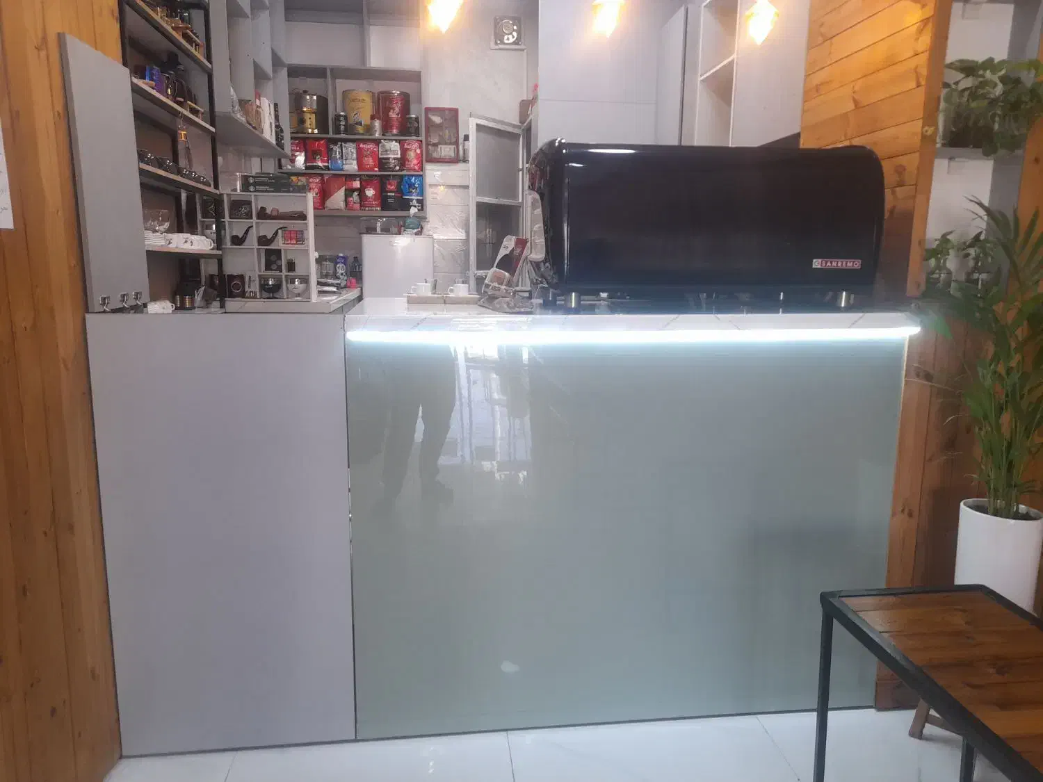 بازسازی و اجرای کلی دکوراسیون منزل مغازه دفتر باغ|خدمات پیشه و مهارت|شیراز, درکی|دیوار