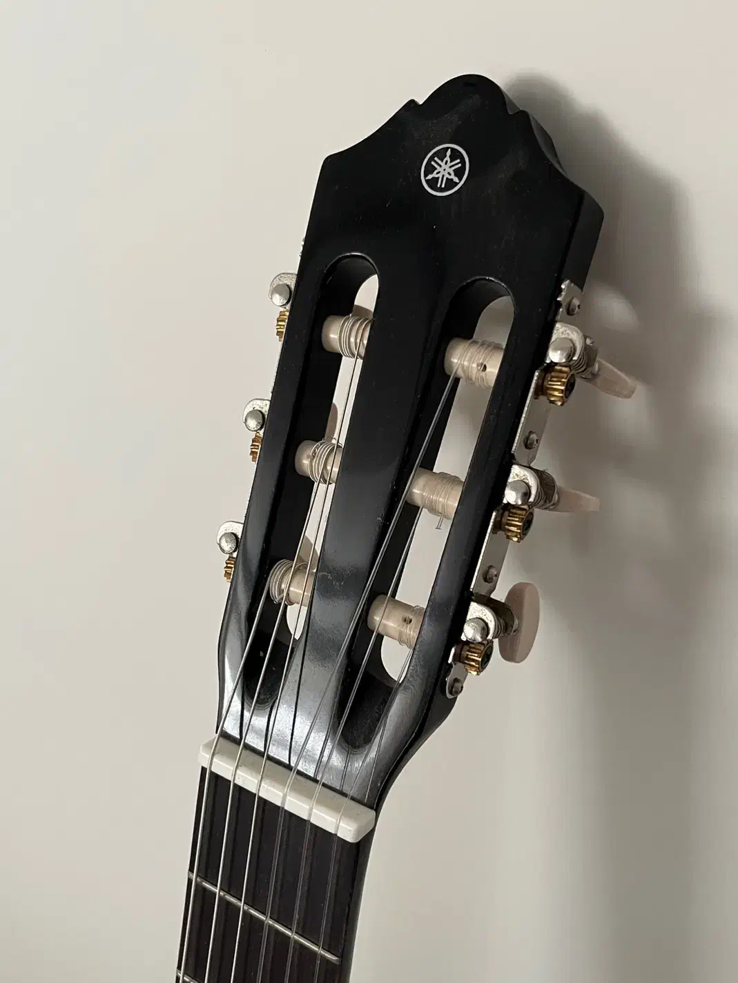 گیتار یاماها c 40 مشکی اصلی ساخت اندونزی|گیتار، بیس، امپلیفایر|تهران, سازمان برنامه شمالی|دیوار