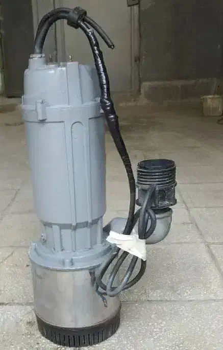 پمپ آب همراه با اتومات وکفکش نوسالم|ماشین‌آلات صنعتی|هشتگرد, فاز ۲ مهستان|دیوار