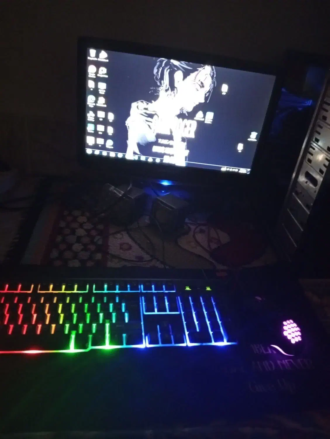 کامپیوتر|رایانه رومیزی|ارمند, |دیوار