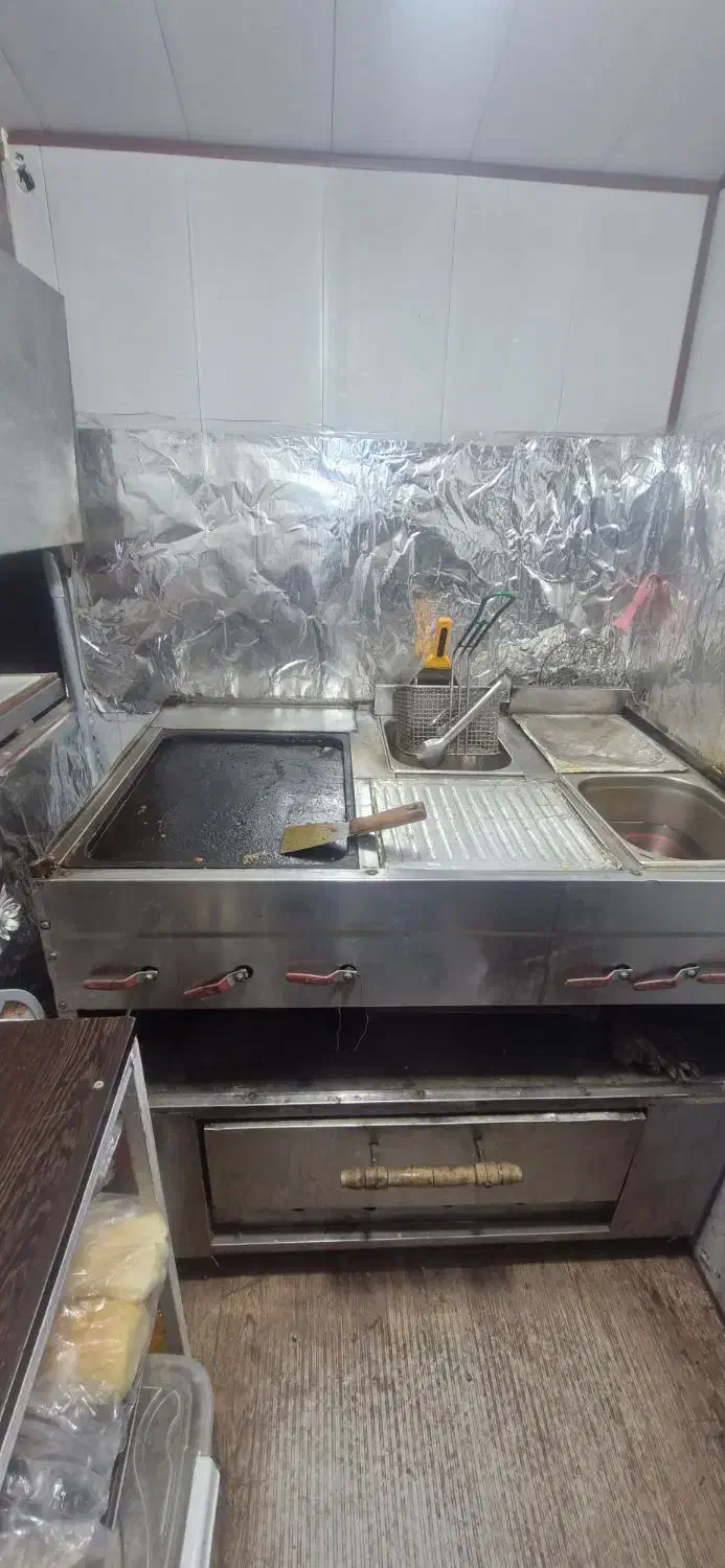 فر ساندویچ و پیتزا|کافیشاپ و رستوران|پرند, فاز ۶|دیوار