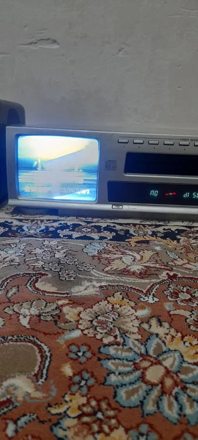 تلوزیون کوچیک عتیقه|تلویزیون و پروژکتور|اهواز, شهرک رزمندگان|دیوار