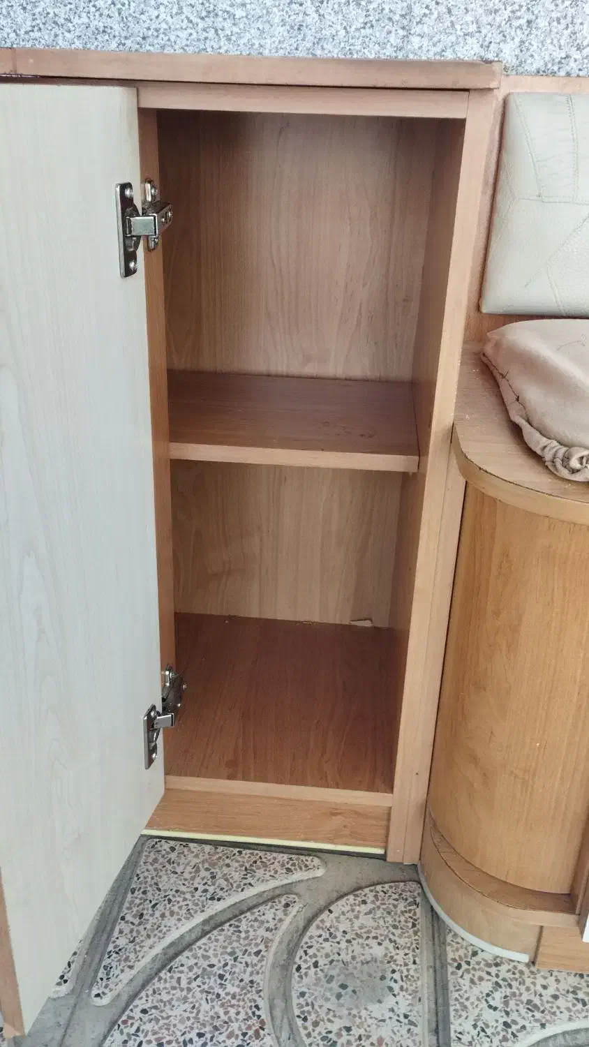 میز تلفن|میز تلفن|خوی, |دیوار