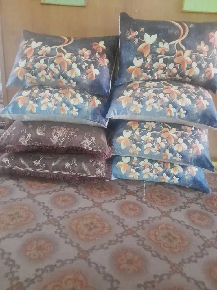 بالشت پر|رختخواب، بالش، پتو|دزفول, |دیوار