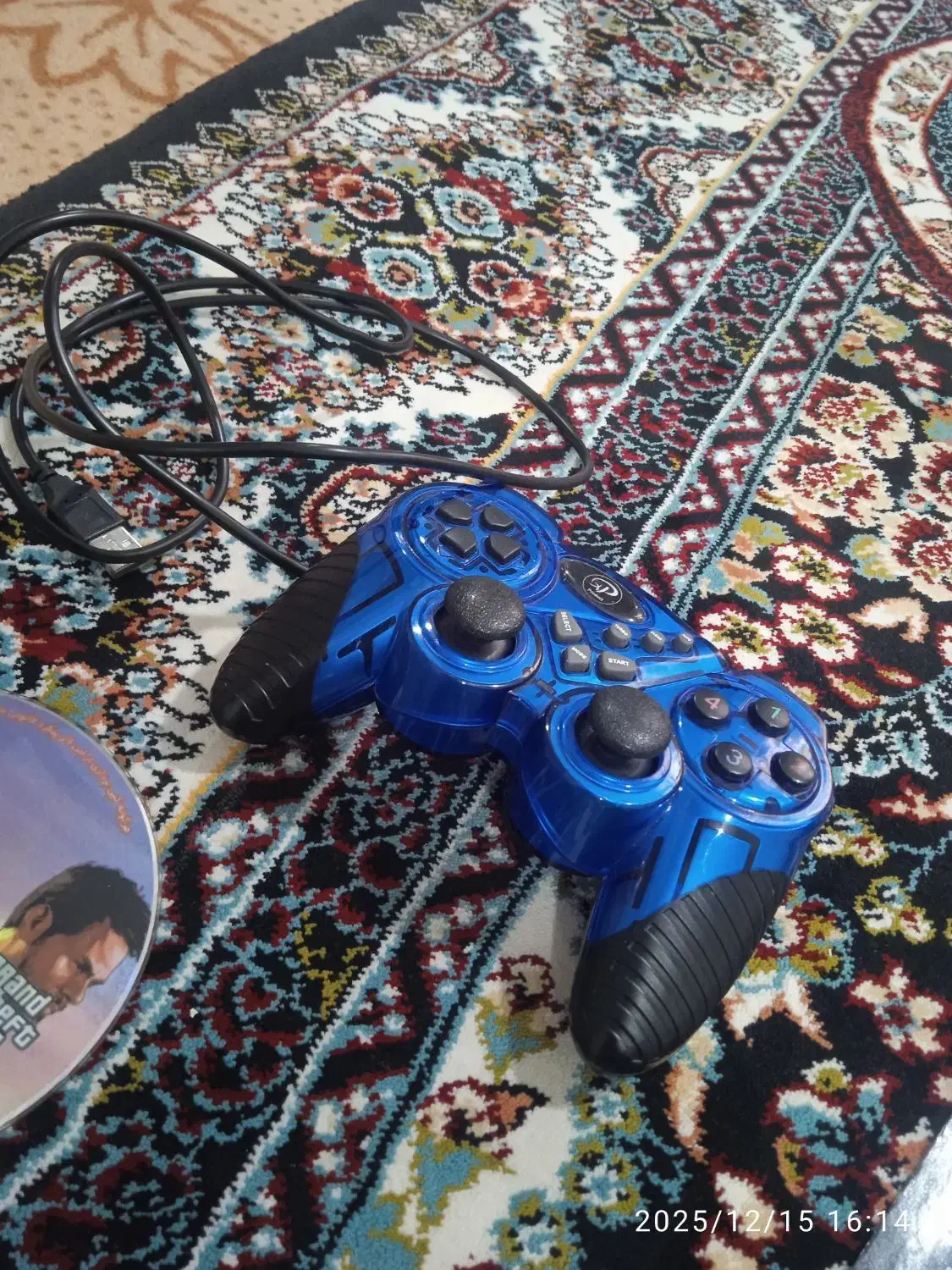 دسته بازی با تعدادی بازی|کنسول، بازی ویدئویی و آنلاین|اردبیل, |دیوار