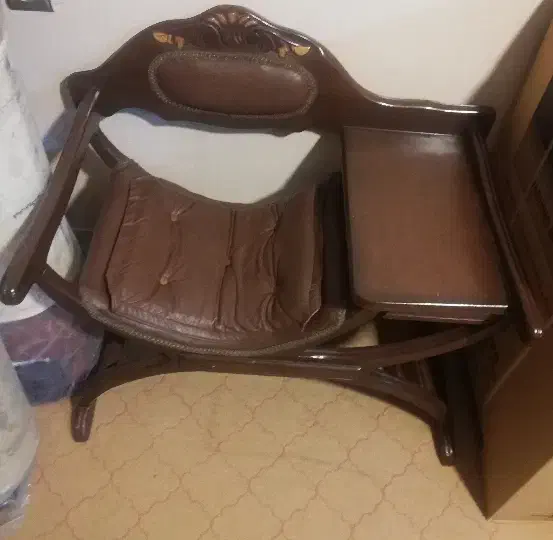 صندلی تلفن ثابت|صندلی و نیمکت|بندر ماهشهر, |دیوار