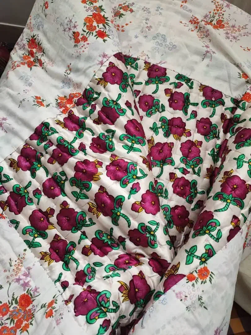 لحاف پنبه نو دو نفره|رختخواب، بالش، پتو|اصفهان, ارغوانیه|دیوار