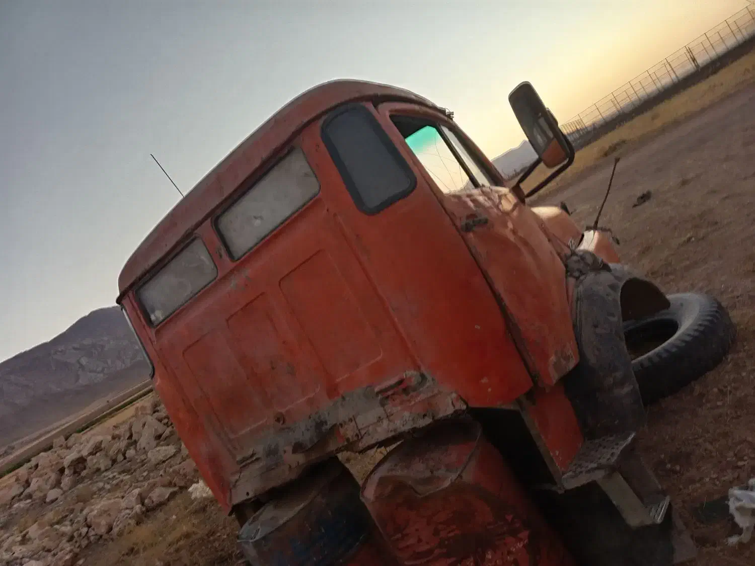 اتاق بنز دماغ دار|قطعات یدکی و لوازم جانبی|سجاس رود, |دیوار