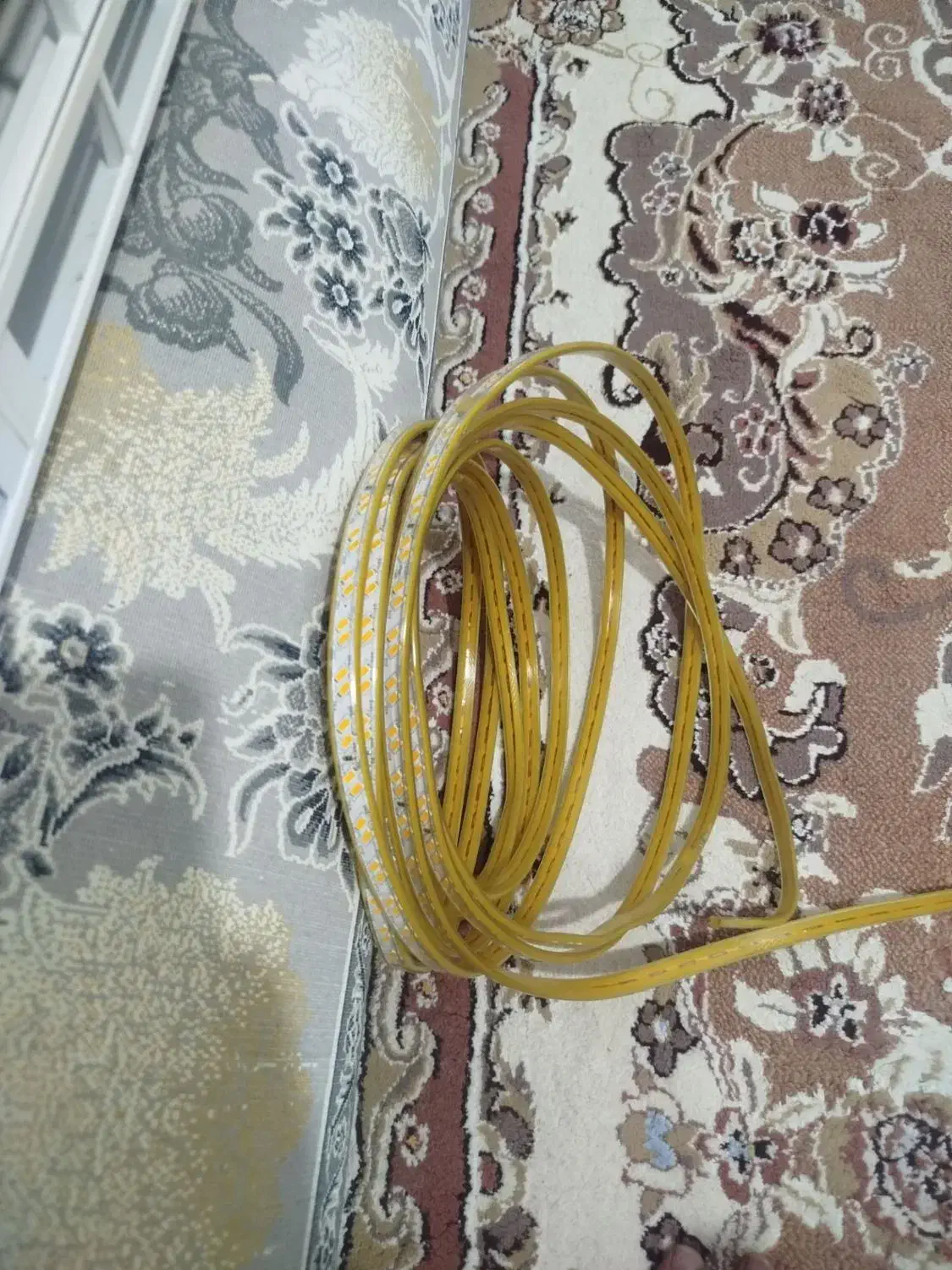 لوستر چراغ آویز|لوستر و چراغ آویز|تربت جام, میان جام|دیوار