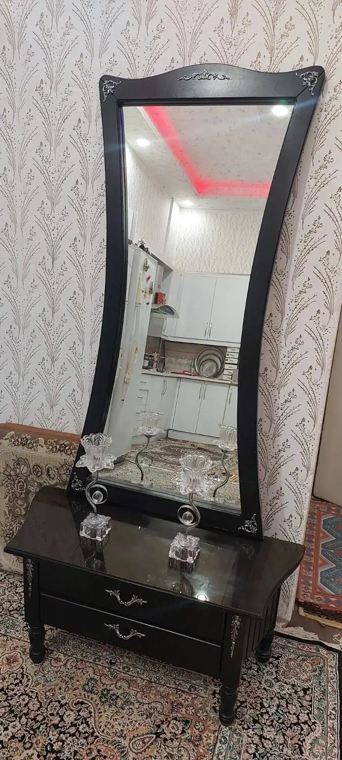 آینه و شمعدان|بوفه، ویترین، کنسول|بندر ماهشهر, |دیوار