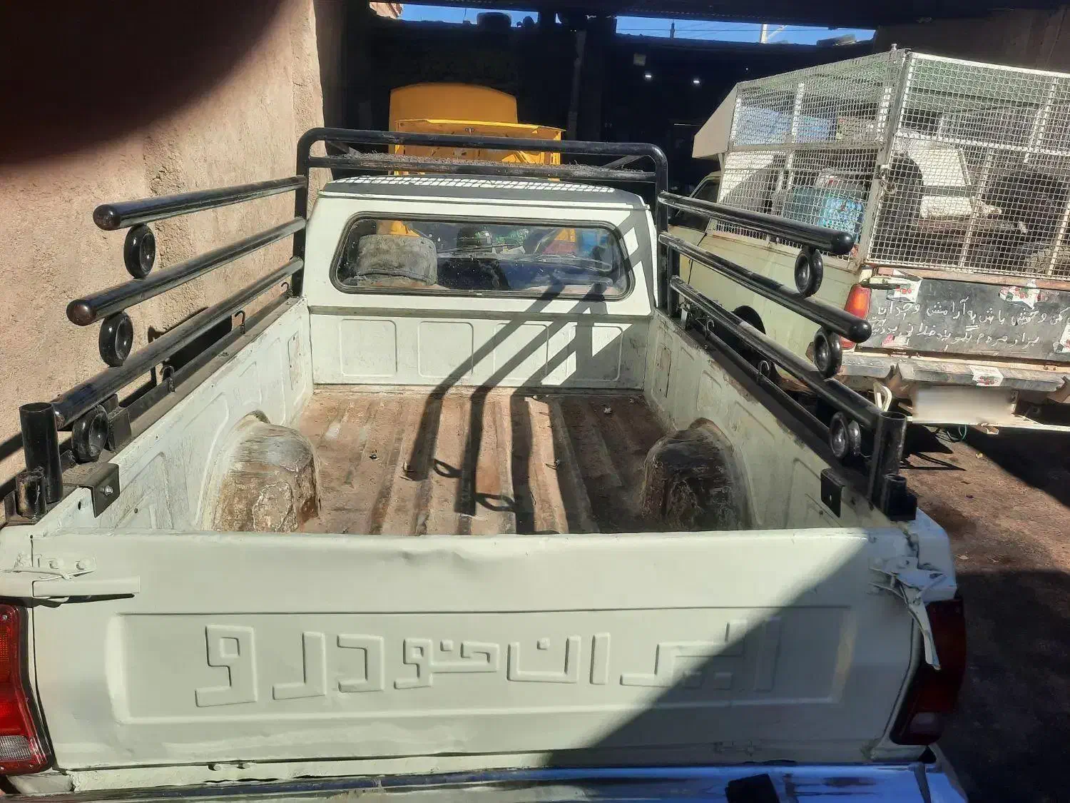 وانت پیکان مدل۸۱تمیز ومرتب|خودرو سواری و وانت|سده (خراسان جنوبی), |دیوار