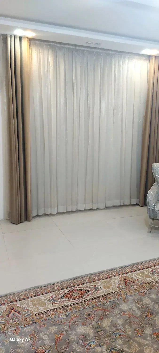 پرده سالن و در ورودی|پرده، رانر، رومیزی|شیراز, شهرک مدرس|دیوار