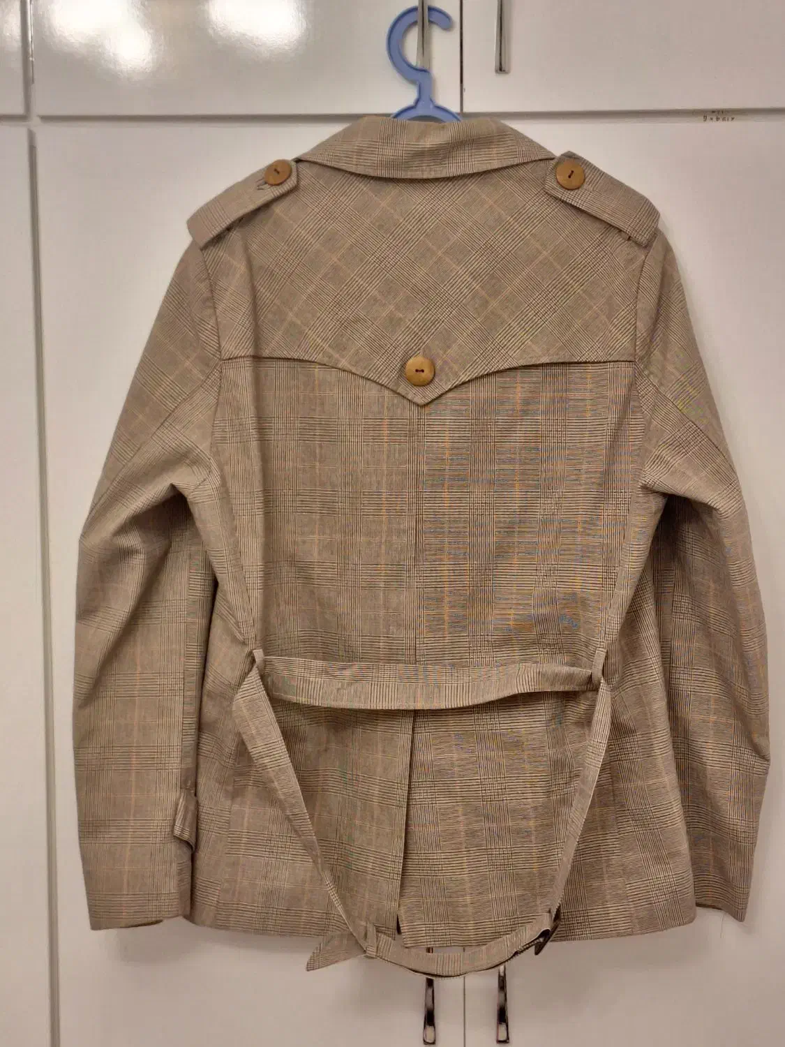 کت مردانه|لباس|مشهد, دانشجو|دیوار