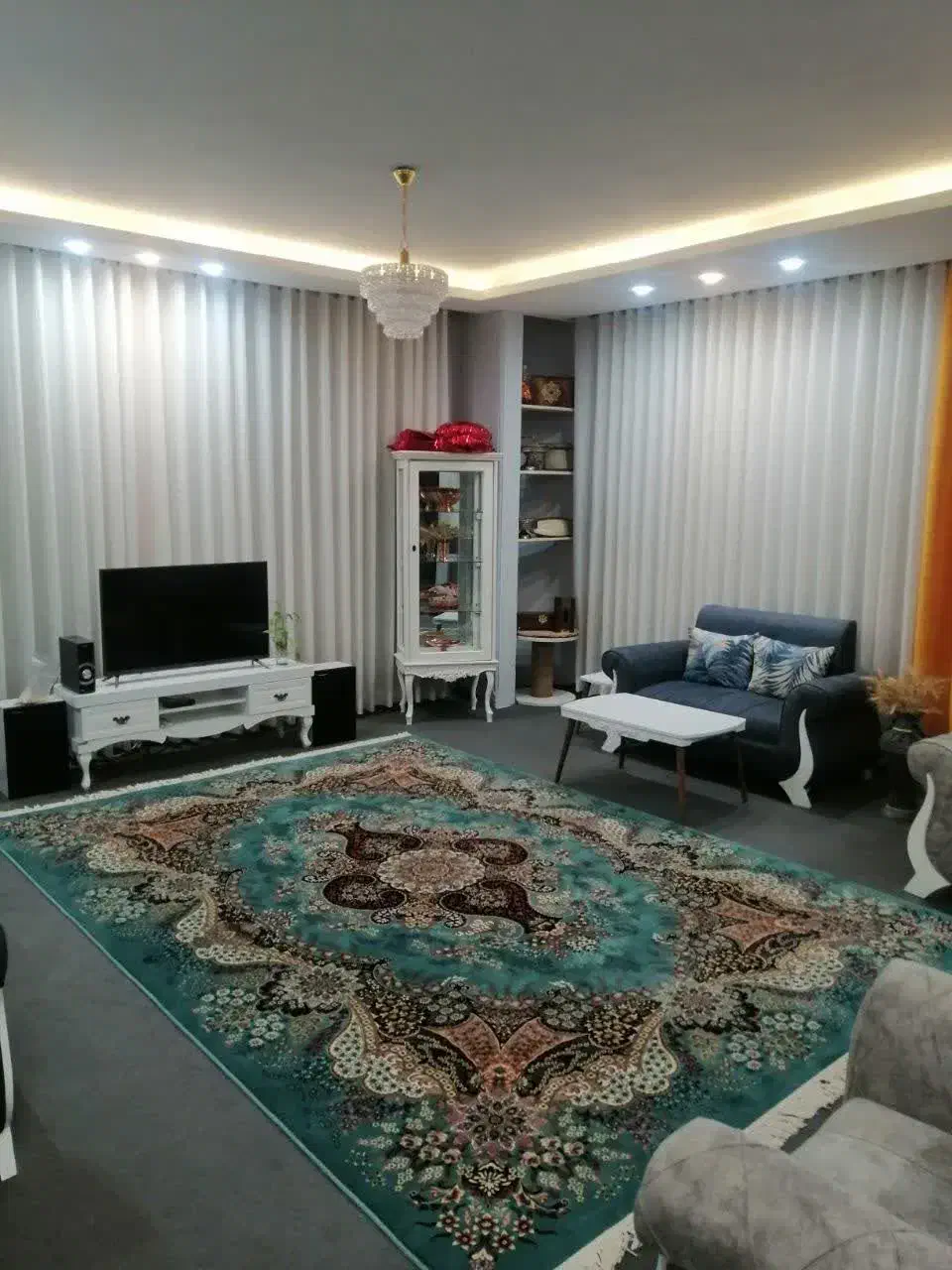 یکتخته فرش۹متری ۷۰۰شانه فیروزه ای|فرش|مشهد, بلال|دیوار