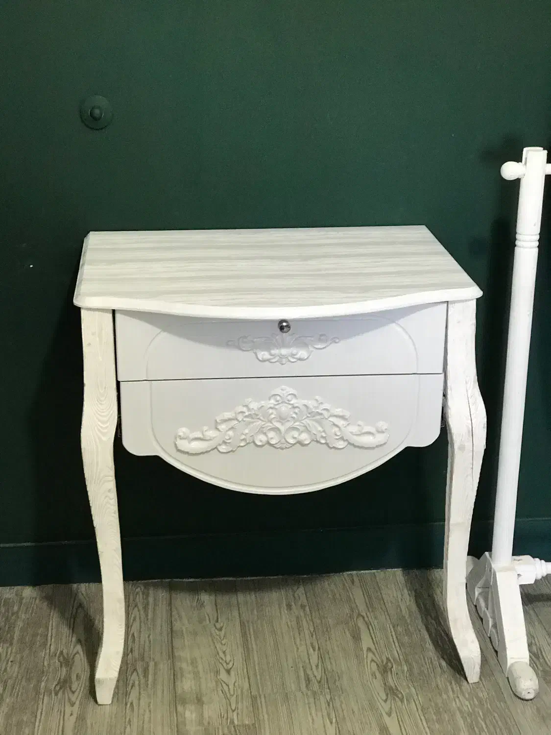 کنسول (میز)|بوفه، ویترین، کنسول|رشت, دیلمان|دیوار