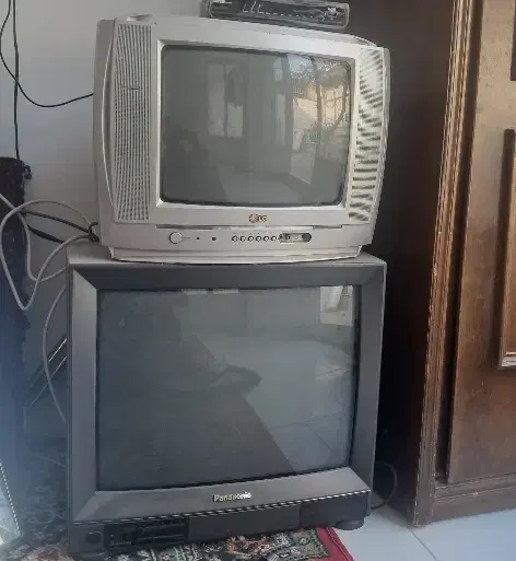 دو عدد تلویزیون|تلویزیون و پروژکتور|اصفهان, شاهد|دیوار