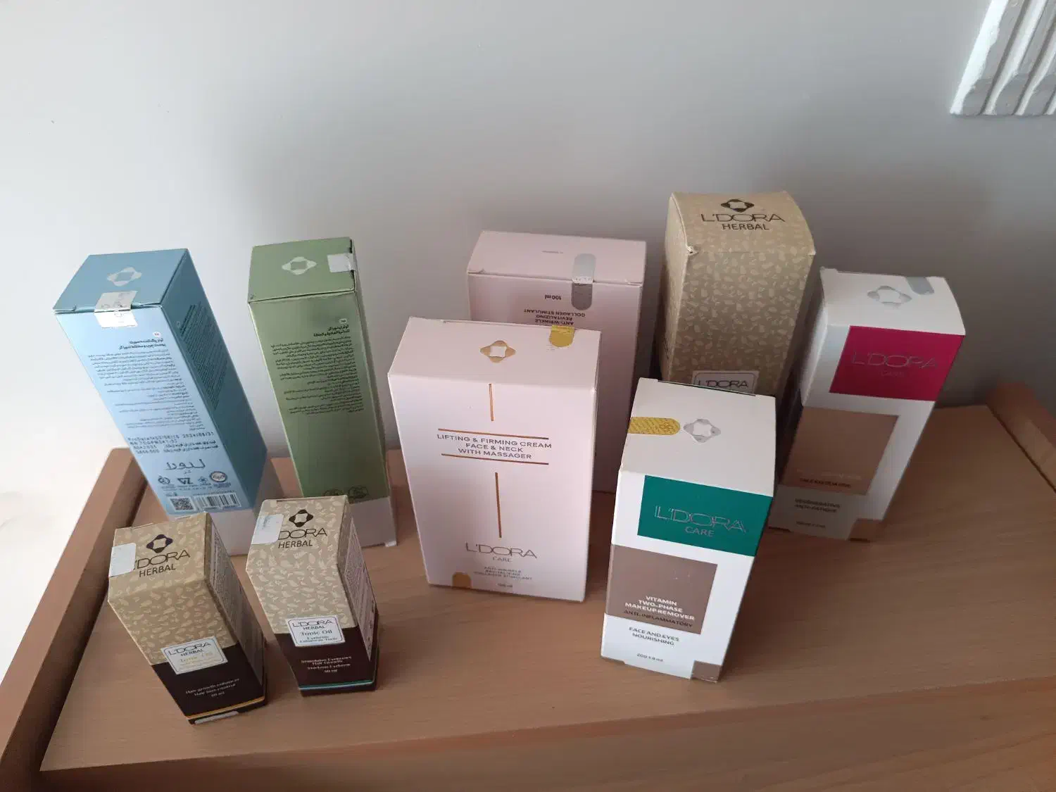 محصولات لدورا قیمت قدیم|آرایشی، بهداشتی، درمانی|اردبیل, |دیوار