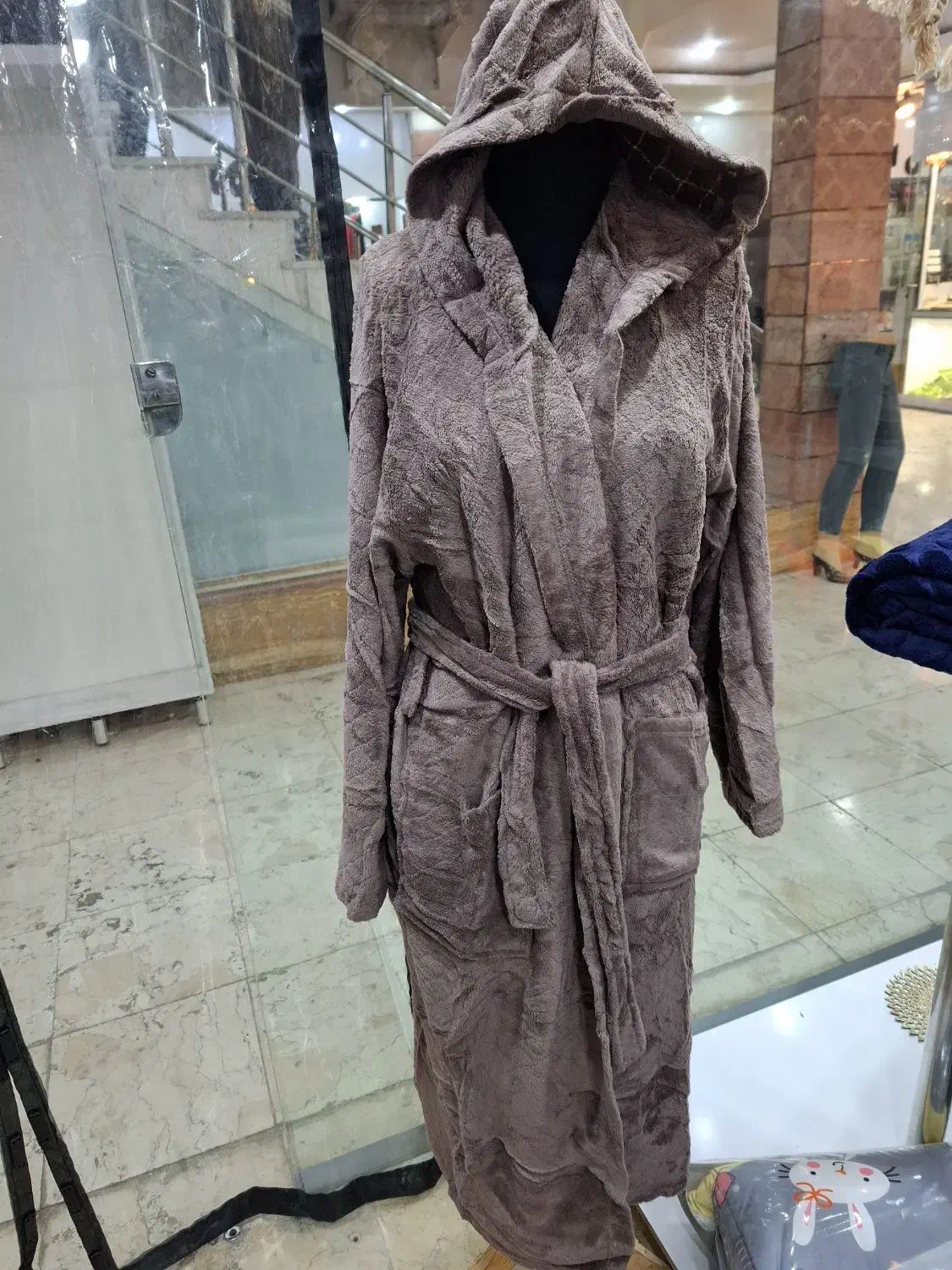 تنپوش|آرایشی، بهداشتی، درمانی|پاکدشت, پاکدشت (مامازند)|دیوار