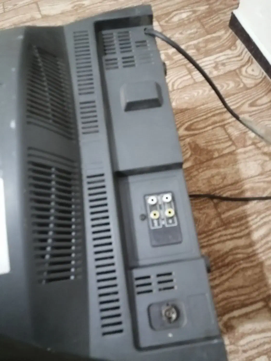 تلویزیون|تلویزیون و پروژکتور|رباطکریم, مسکن مهر آبشناسان|دیوار