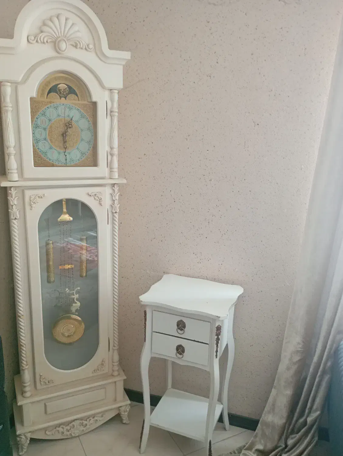 ساعت ایستاده سالم|ساعت دیواری و تزئینی|زرندیه, |دیوار