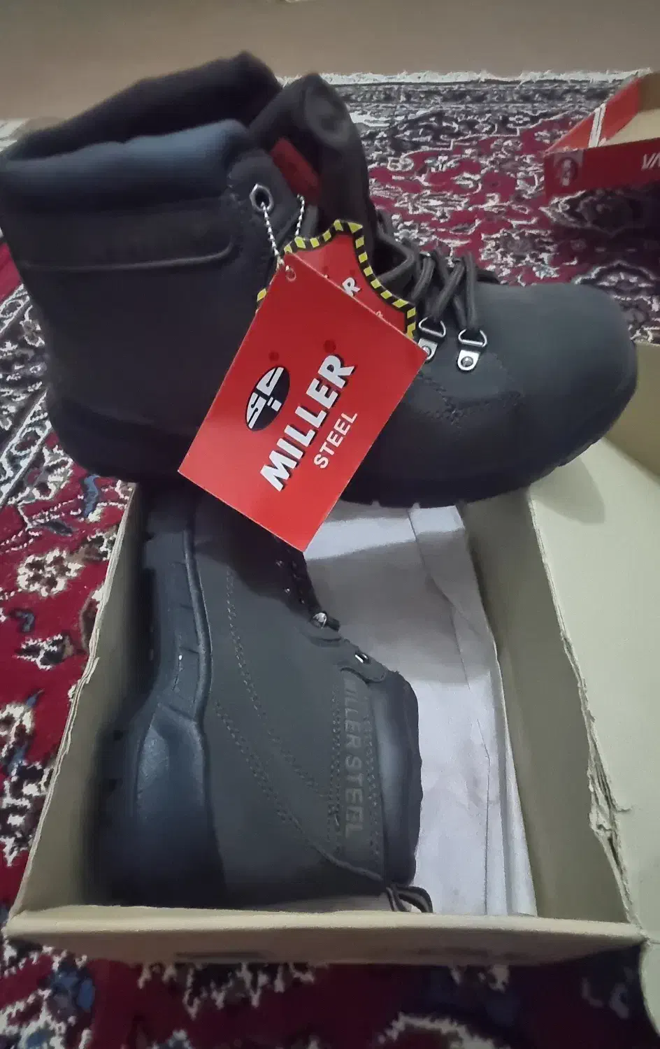 کفش ایمنی|کیف، کفش، کمربند|بروجرد, |دیوار