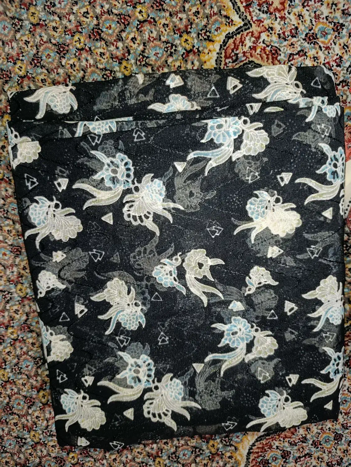 ۳ تا چادر|لوازم خیاطی و بافتنی|تهران, عبدلآباد|دیوار