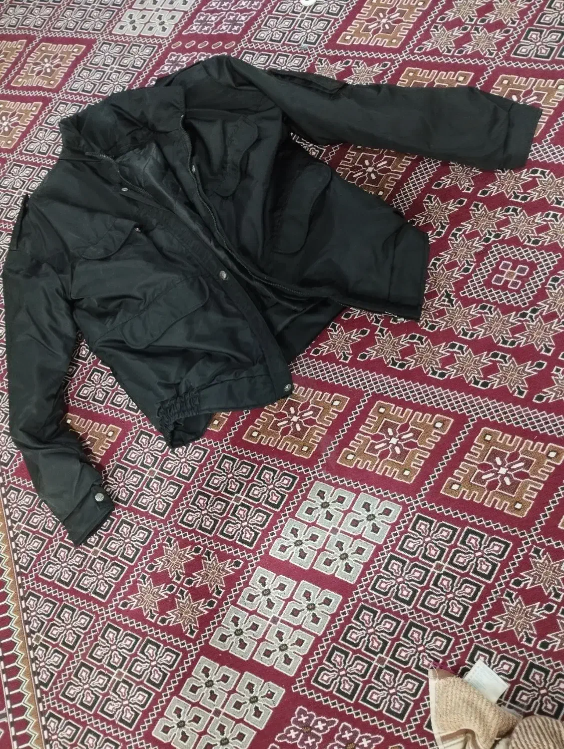 کاپشن نگهبانی و جلیقه پلنگی|لباس|قشم, |دیوار