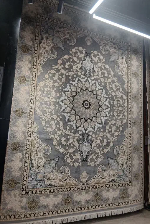 فروش ویژه فرش با شرایط تکرار نشدنی|فرش|لنجان, |دیوار