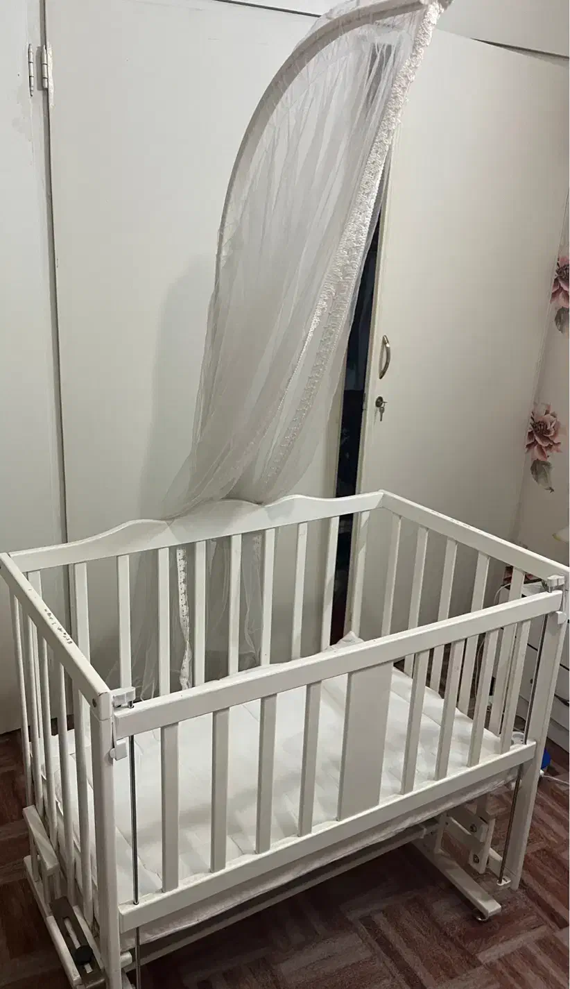 تخت کنار مادر|تخت و سرویس خواب|تهران, توحید|دیوار