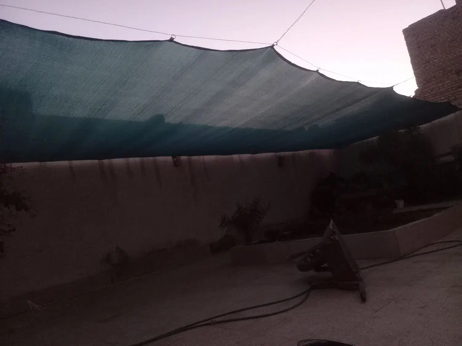 نصاب سایه بان پارچه شیدوسایه بان ایرانیتی|خدمات پیشه و مهارت|زابل, |دیوار