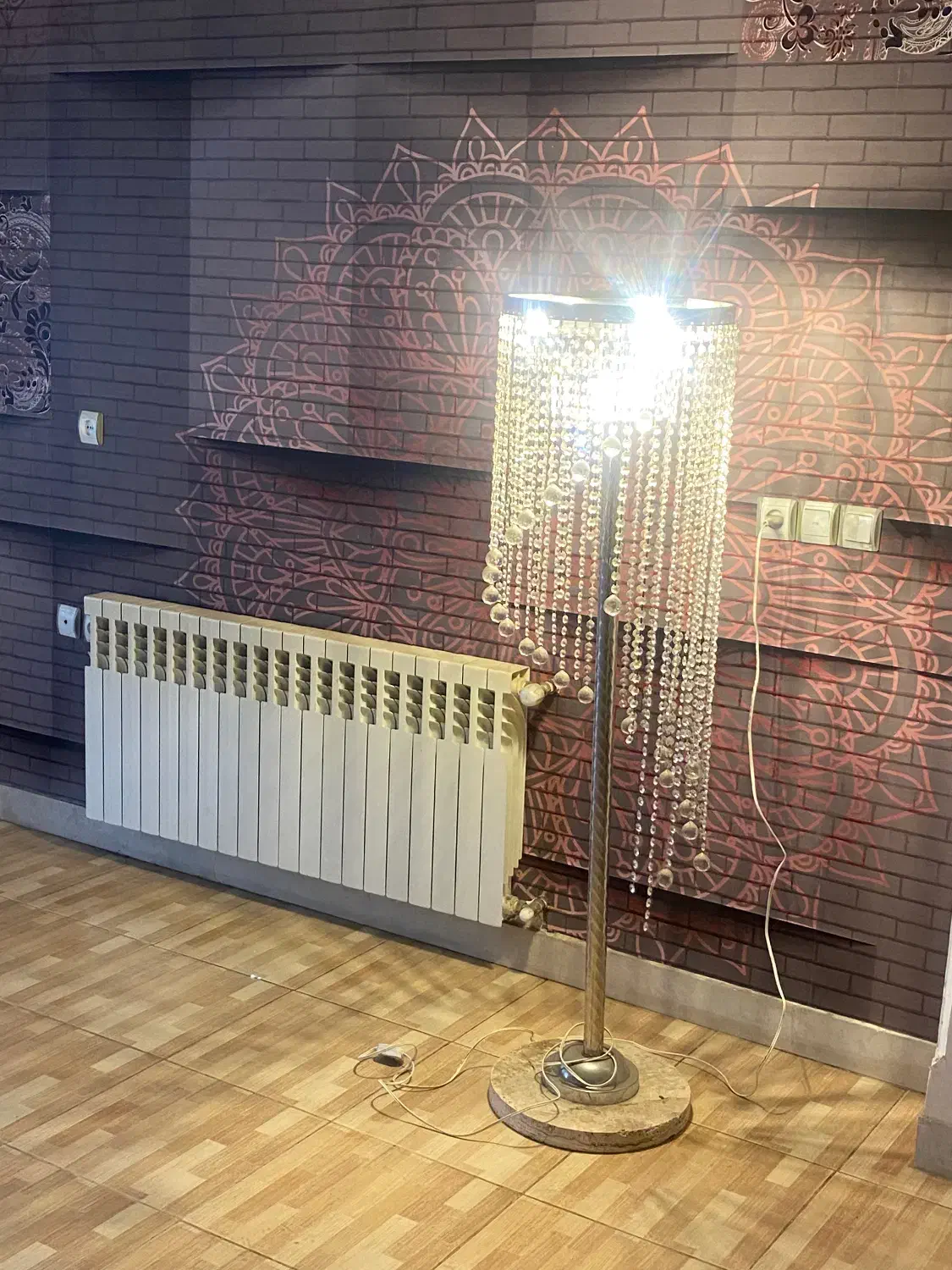 آپاژور سالنی کریستال|چراغ خواب و آباژور|قائم‌شهر, |دیوار