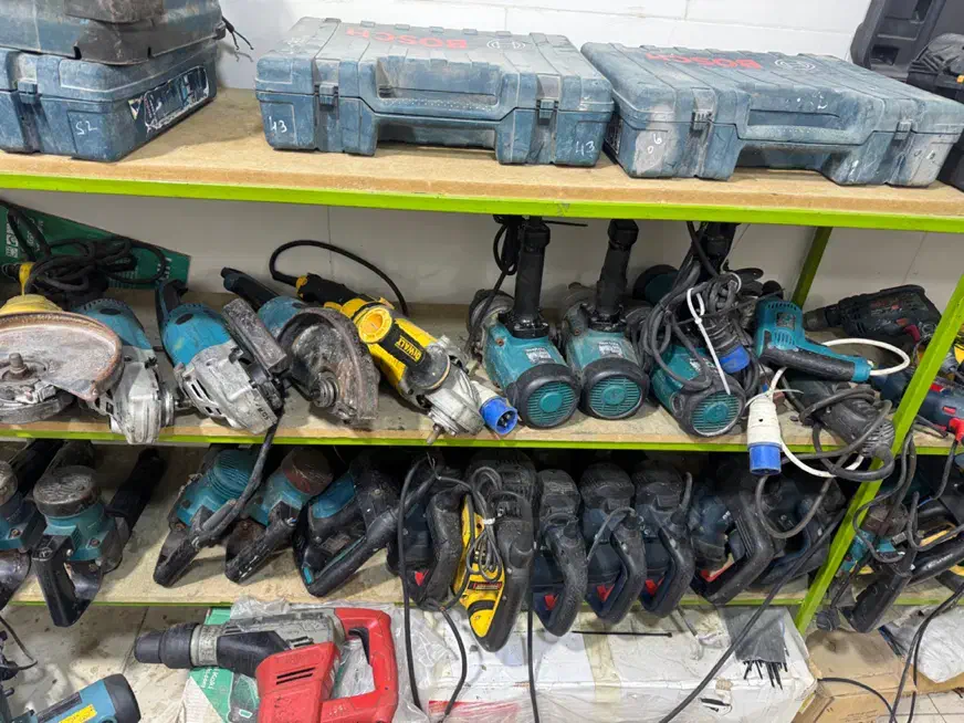 چکش۷کیلوی ماکیتا اصل ژاپن نقد و چکی|ابزارآلات|برازجان, |دیوار