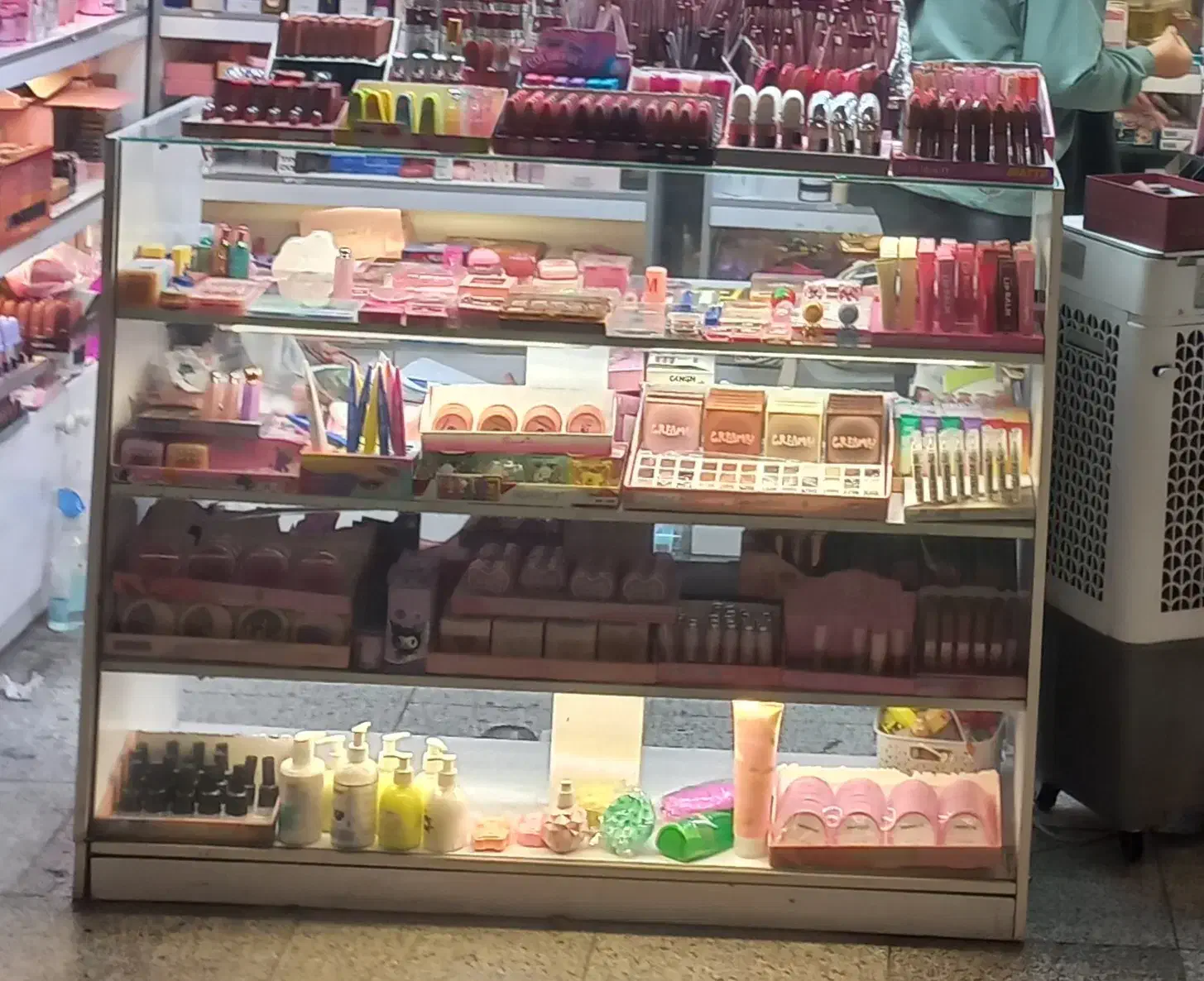 ویترین و بوفه|فروشگاه و مغازه|ری, شهید بهشتی|دیوار