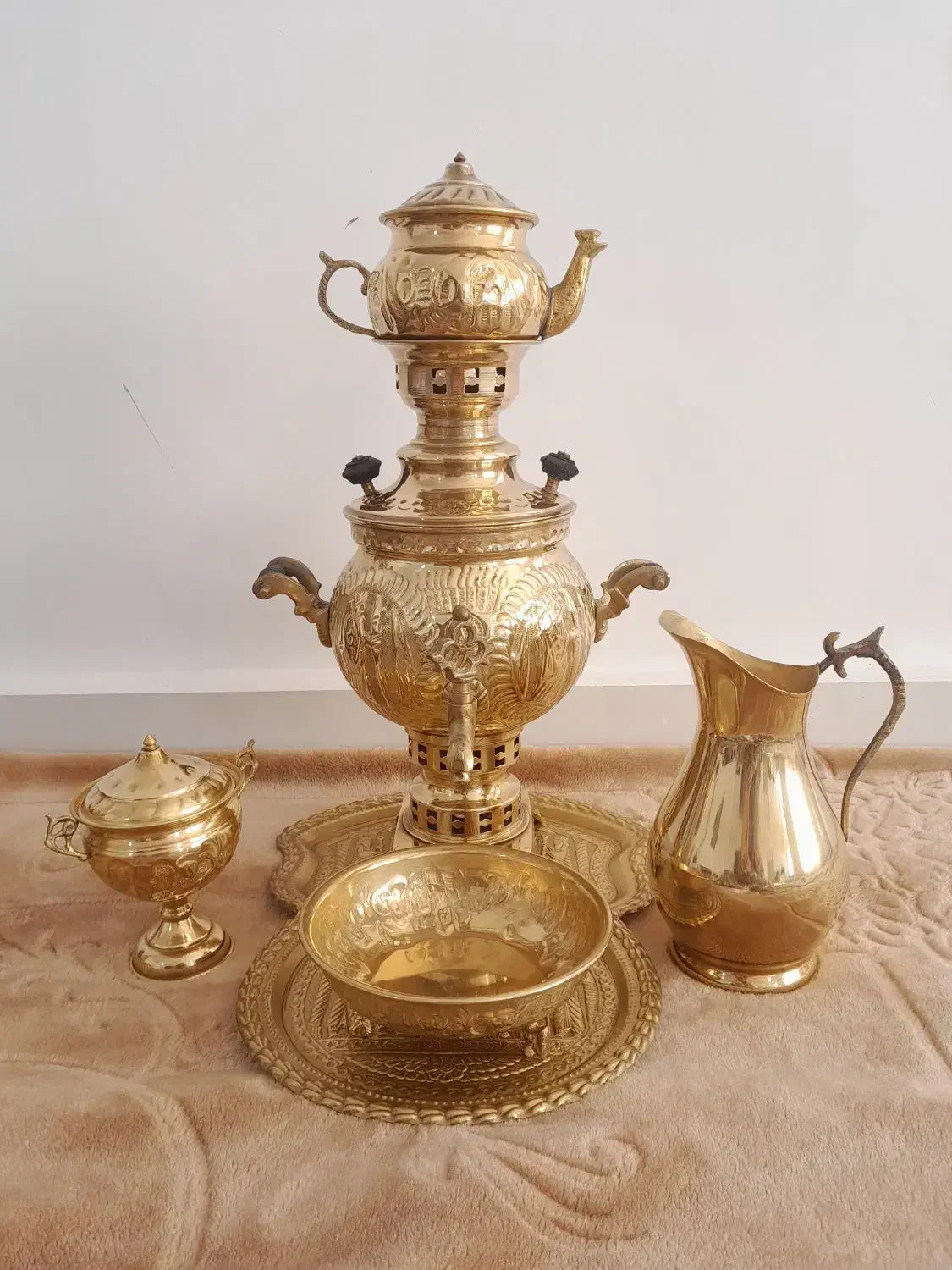 سماور ذغالی برنزی با سرویس کامل|سماور، چای‌ساز، قهوه‌ساز|ورزقان, |دیوار