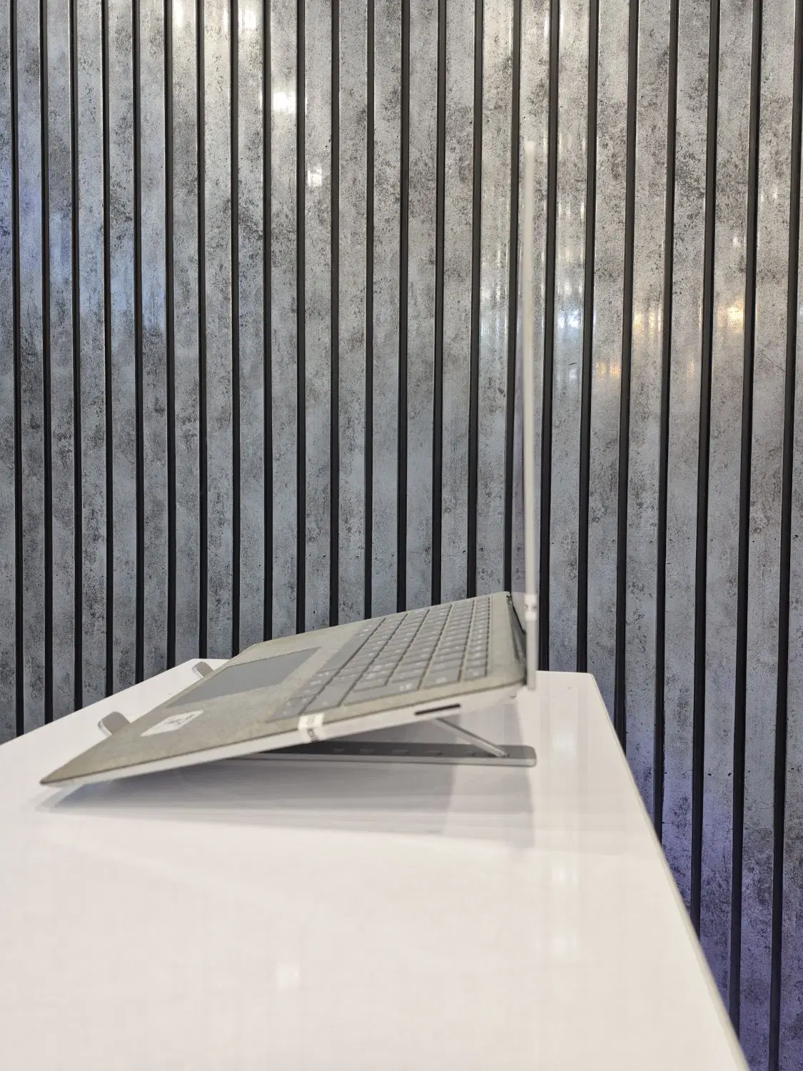 لپتاپ Surface Laptop 2 پردازنده i5 گرافیک ۴ اینتل|رایانه همراه|تهران, میرداماد|دیوار