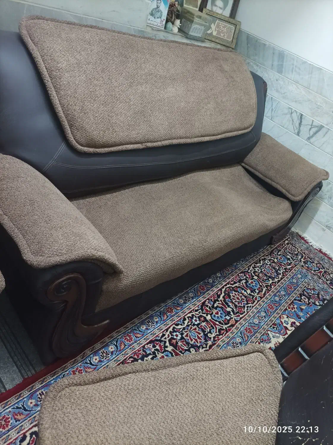 مبل هفت نفره تقریباً نو|مبلمان خانگی و میز عسلی|یزد, |دیوار