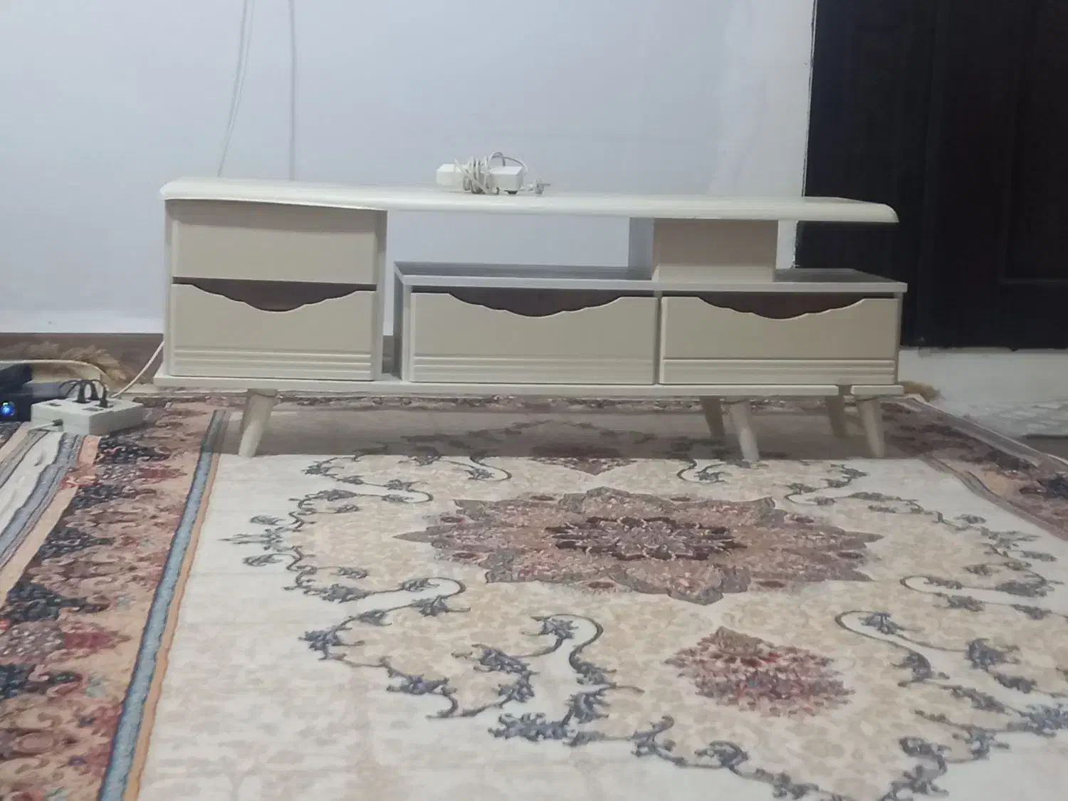 میز تلویزیون آینه کنسول|بوفه، ویترین، کنسول|خوی, |دیوار