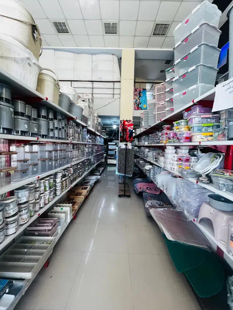 رهن و اجاره واحد تجاری ۲۰۰ متری در چمران|اجارهٔ مغازه و غرفه|پرند, فاز ۳|دیوار