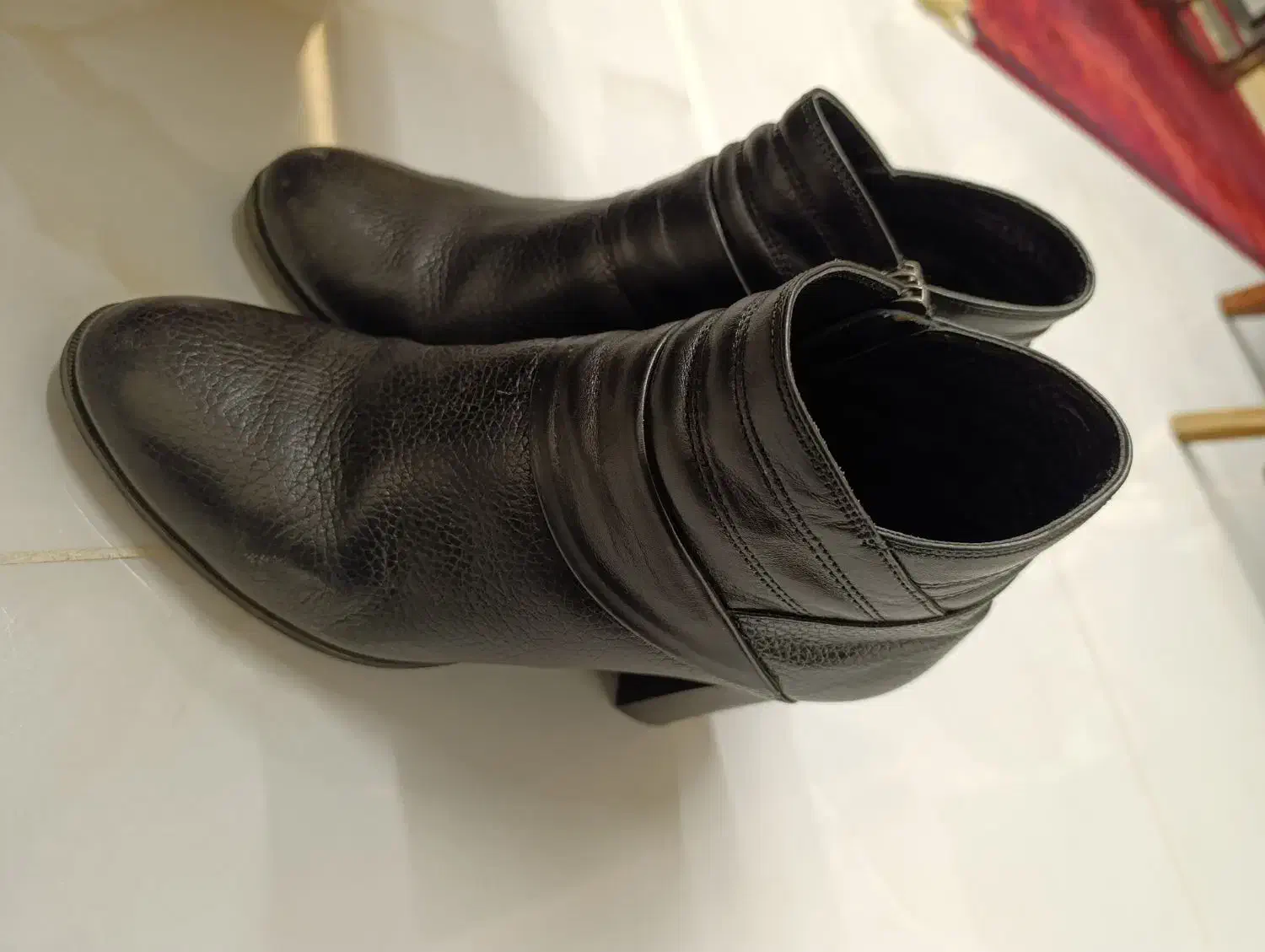 نیم بوت زنانه|کیف، کفش، کمربند|کرج, کلاک پایین|دیوار