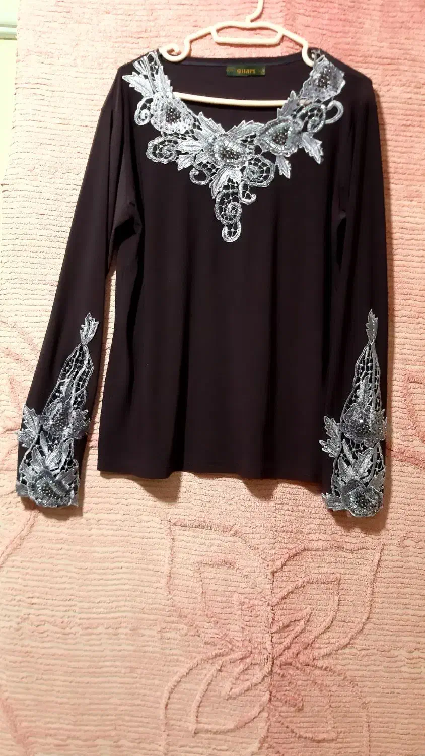 مجلسی بزرگ|لباس|قزوین, |دیوار