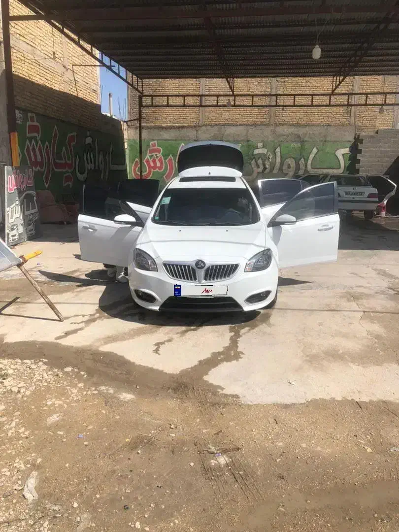 برلیانس H320 دنده‌ای 1650cc، مدل ۱۳۹۷|خودرو سواری و وانت|شیراز, شهرک رضوان|دیوار