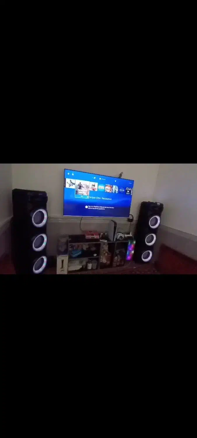 تعدادی لوازخونگی (لوازم برقی)دوچرخه حرفی نو|تلویزیون و پروژکتور|بشاریات, |دیوار