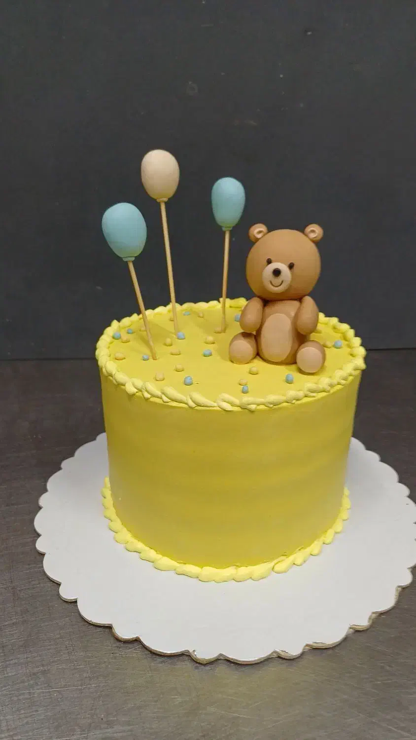 وردست کیک ساز،وردست ترکار،وردست فردار قنادی|استخدام خدمات فروشگاه و رستوران|اراک, |دیوار