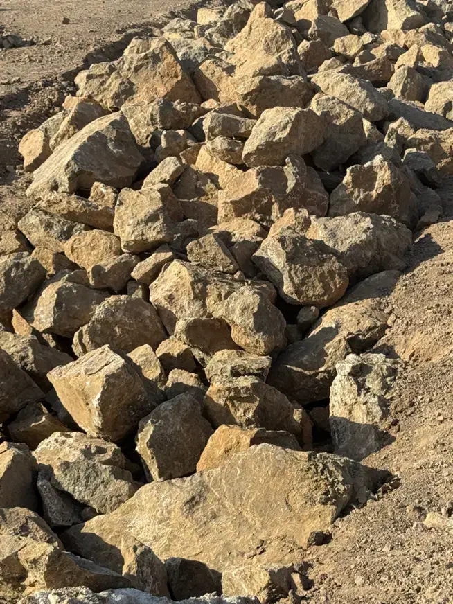 سنگ لاشه برای فنداسیون و غیره|مصالح و تجهیزات ساختمان|سمنان, |دیوار