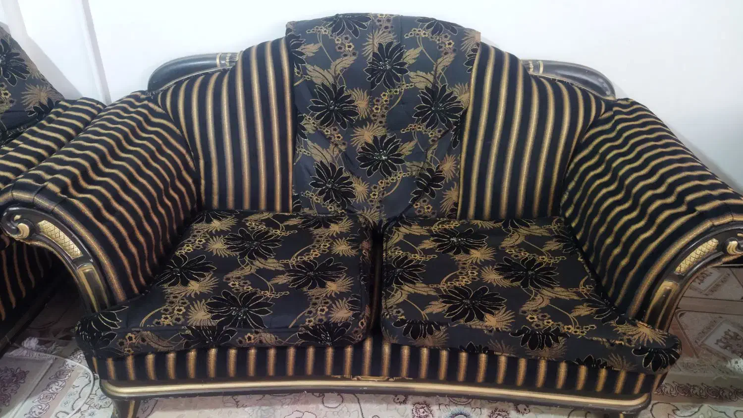 با سلام یک دست مبل ۷نفره|مبلمان خانگی و میز عسلی|کوهدشت, |دیوار