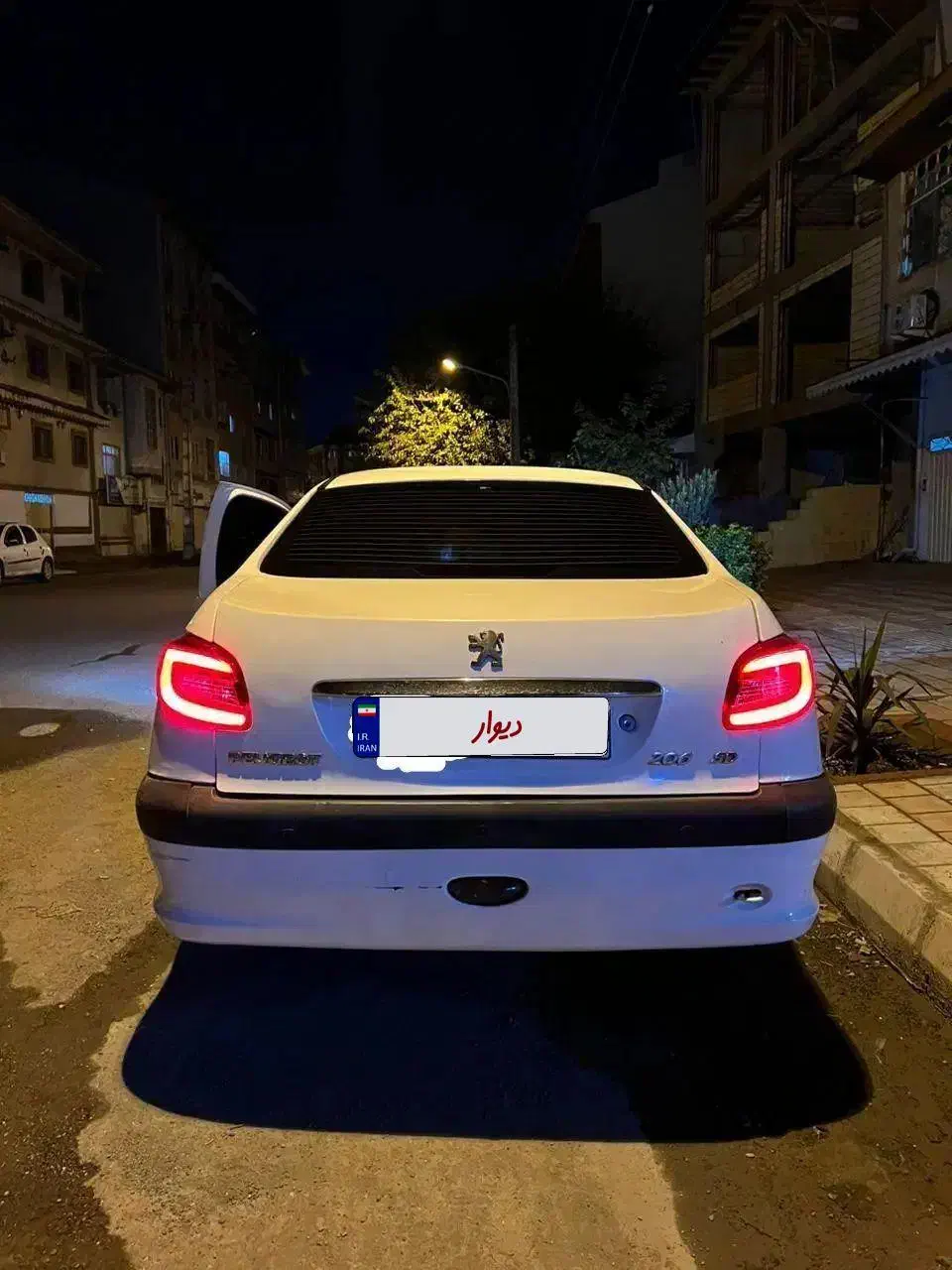 پژو۲۰۶ ای دی وی 8|خودرو سواری و وانت|رشت, دباغیان|دیوار