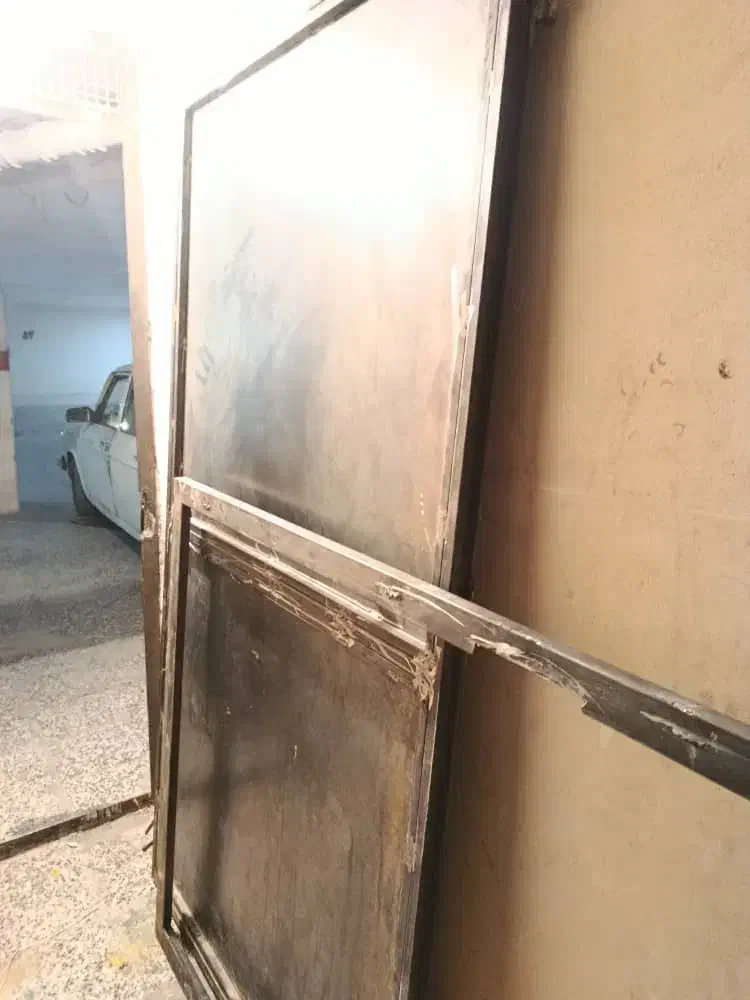 درب آهنی|مصالح و تجهیزات ساختمان|فولادشهر, C3|دیوار