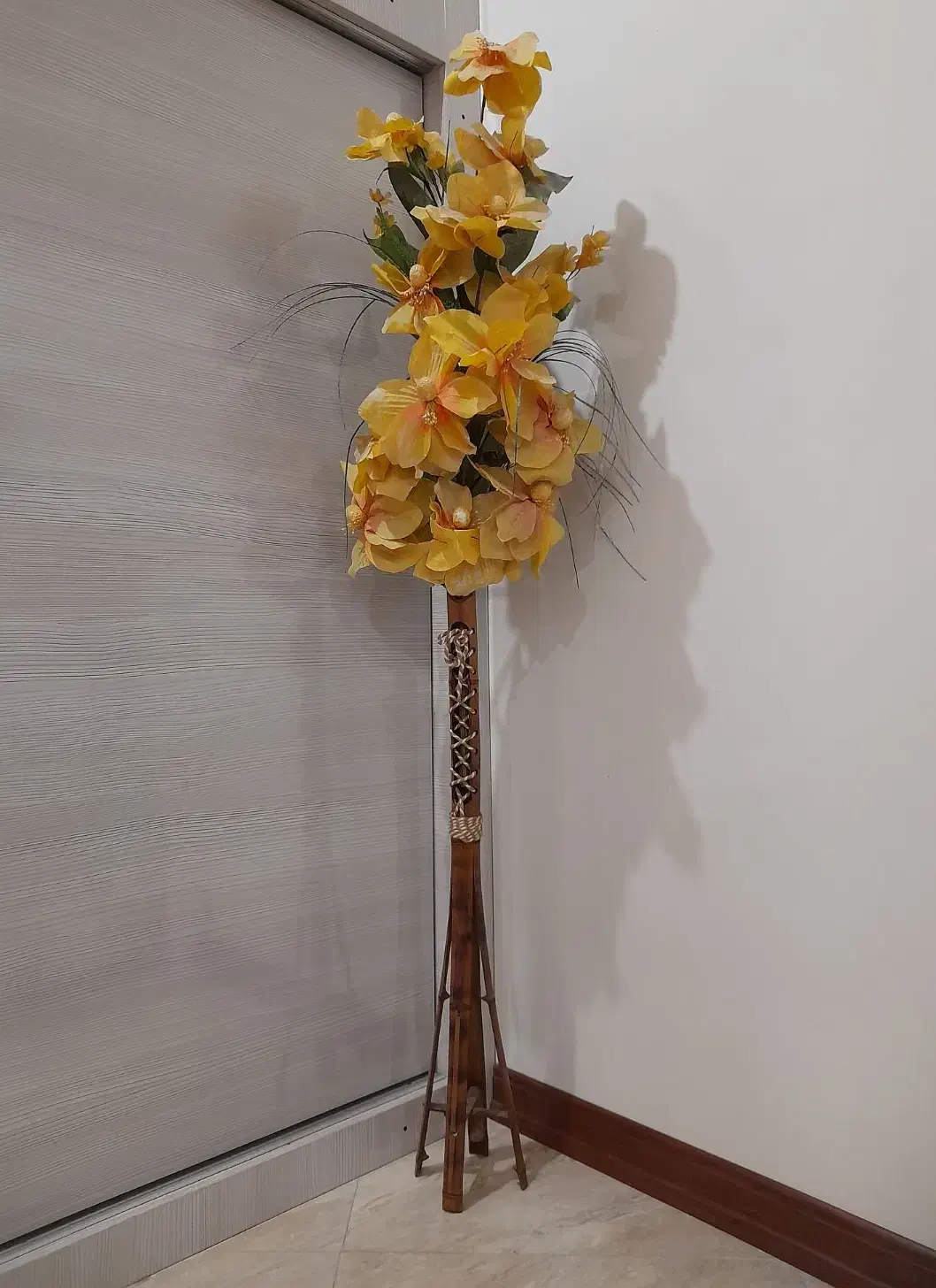 گلدان مصنوعی|گل مصنوعی|گنبد کاووس, |دیوار