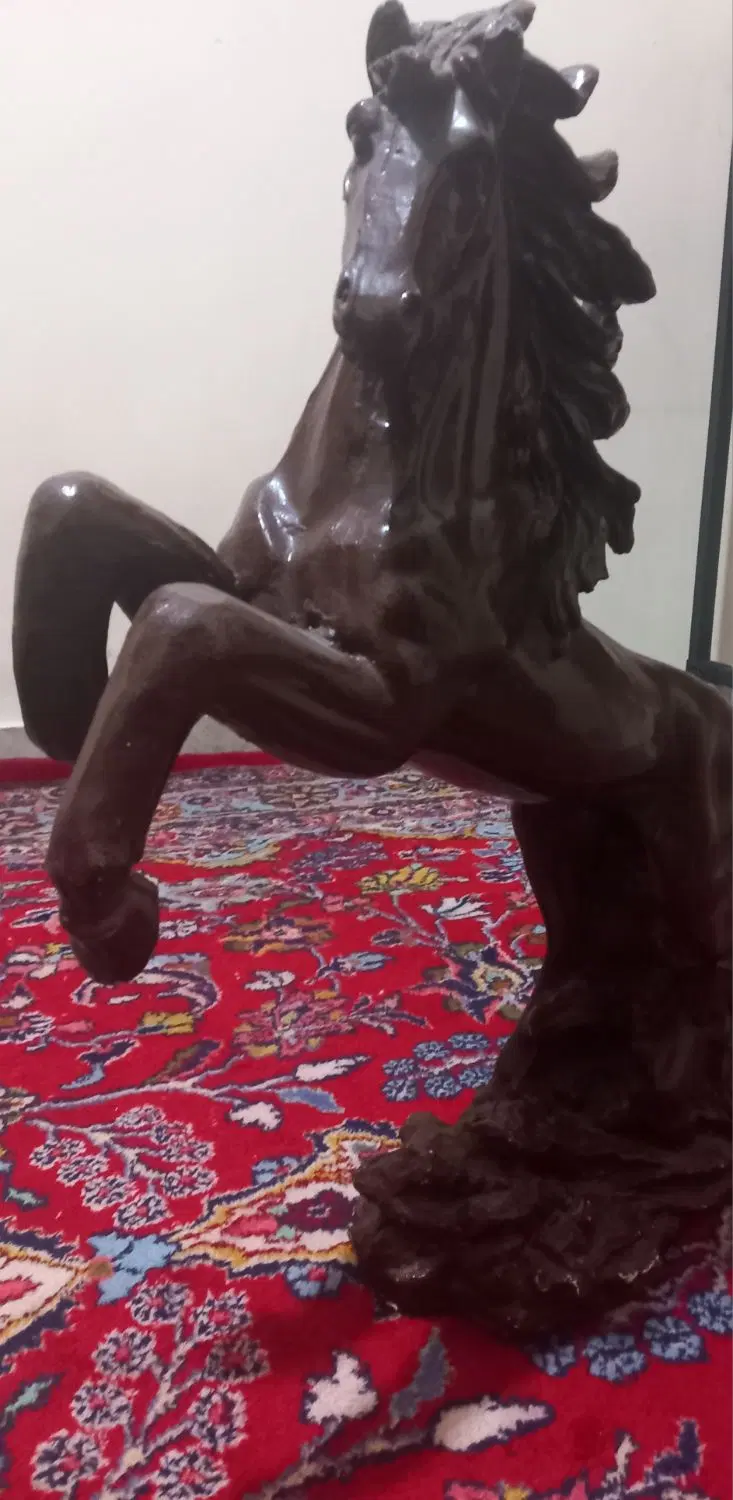 مجسمه|مجسمه، تندیس، ماکت|همدان, |دیوار