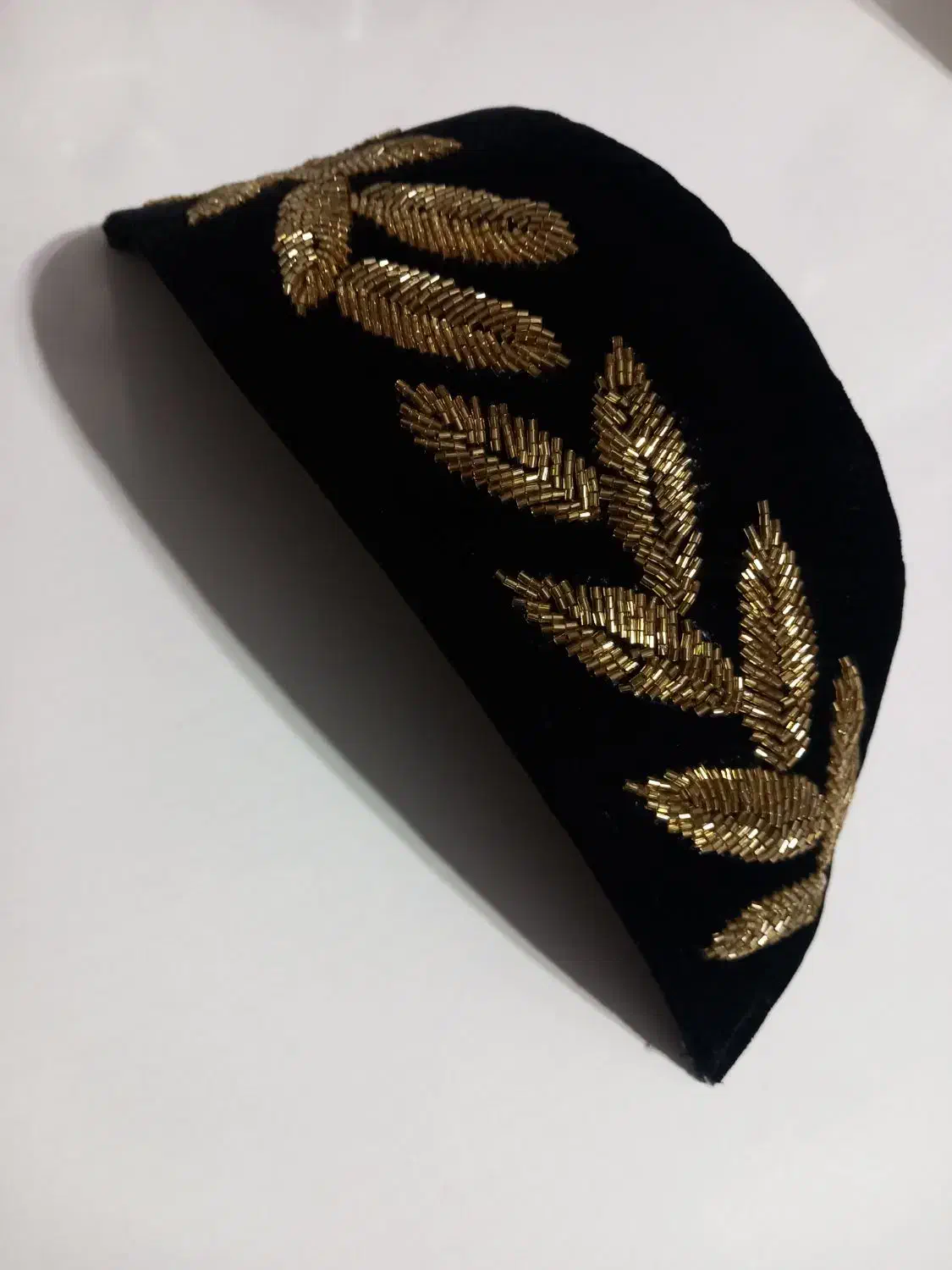 لچک|لباس|یاسوج, |دیوار